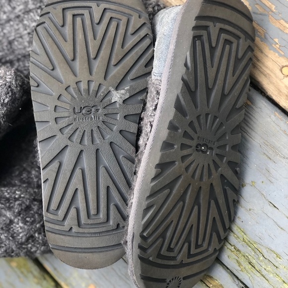 UGG Cardi Lattice Boots - Picture 6 of 6